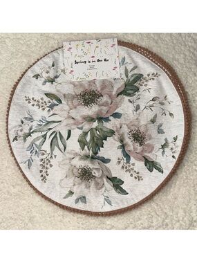 Set of 4 Spring is in the Air White Green Tan Floral Round Beaded Place Mats